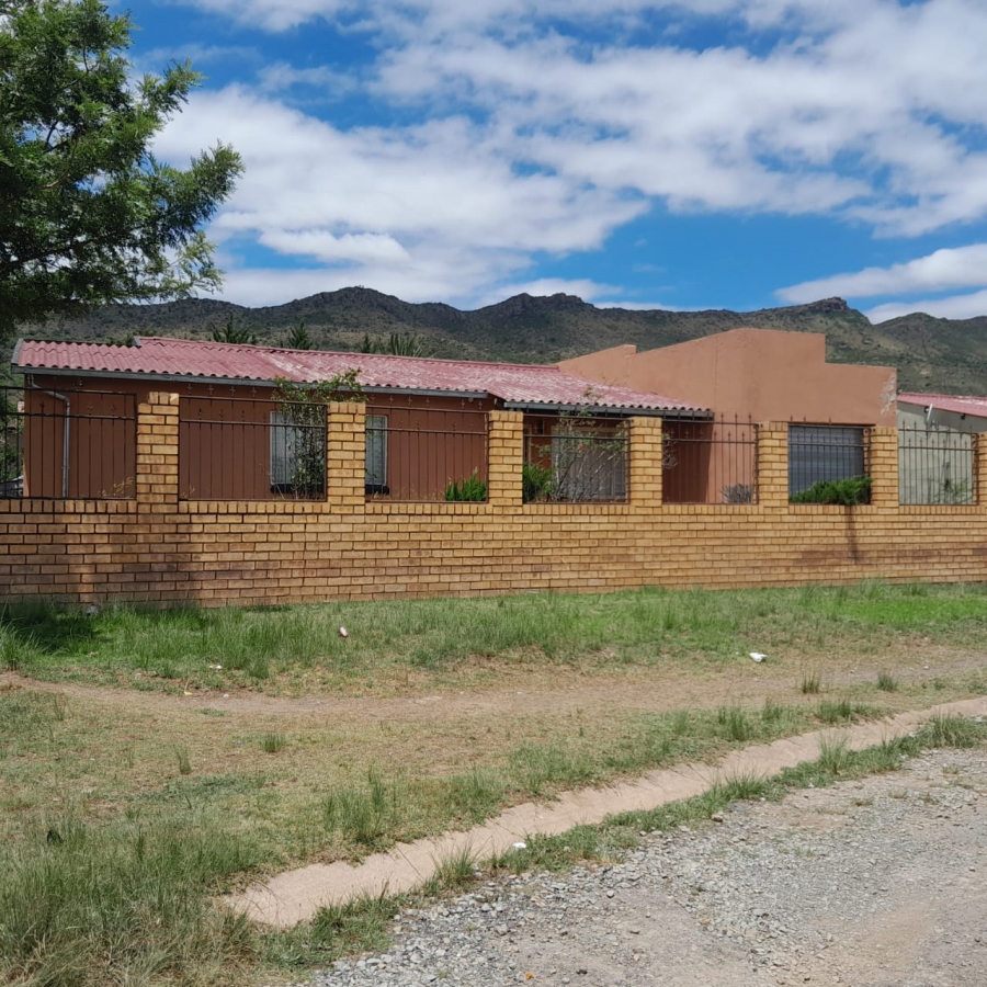 3 Bedroom Property for Sale in Ezibeleni Eastern Cape